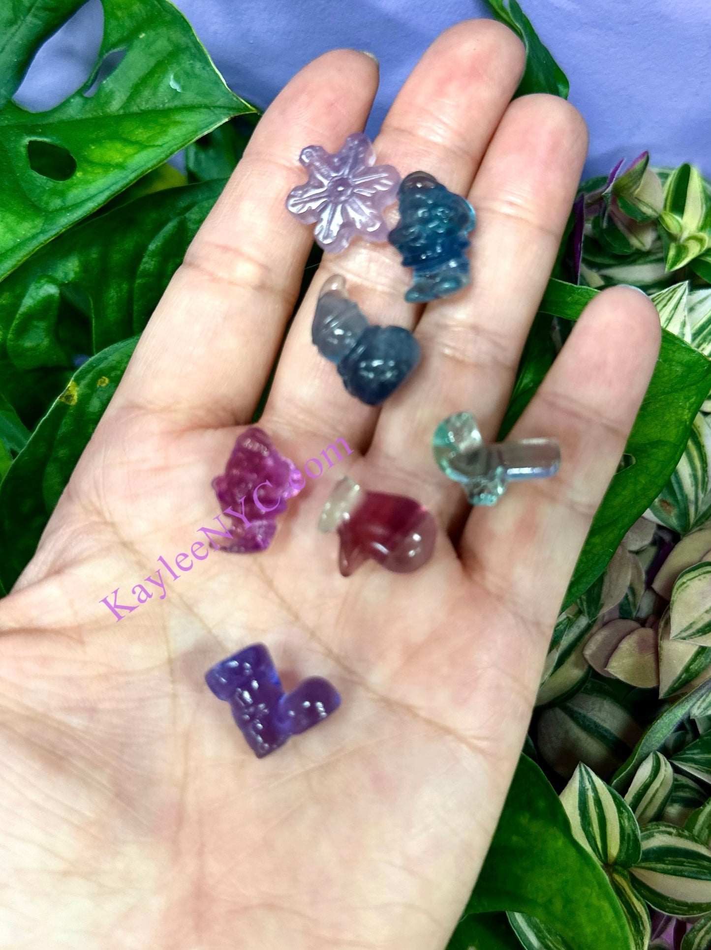 24 pcs Natural Mini Candy Fluorite Carvings