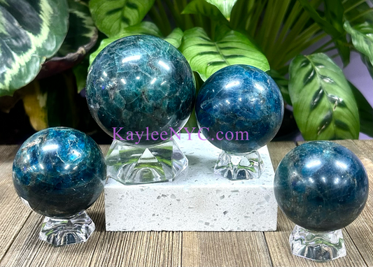 4 to 5 PCs Natural Apatite Sphere