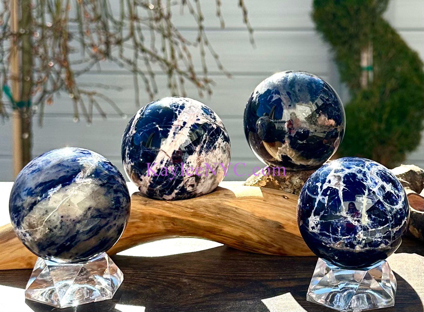 4-5 PCs Natural Sodalite Sphere Crystal Ball