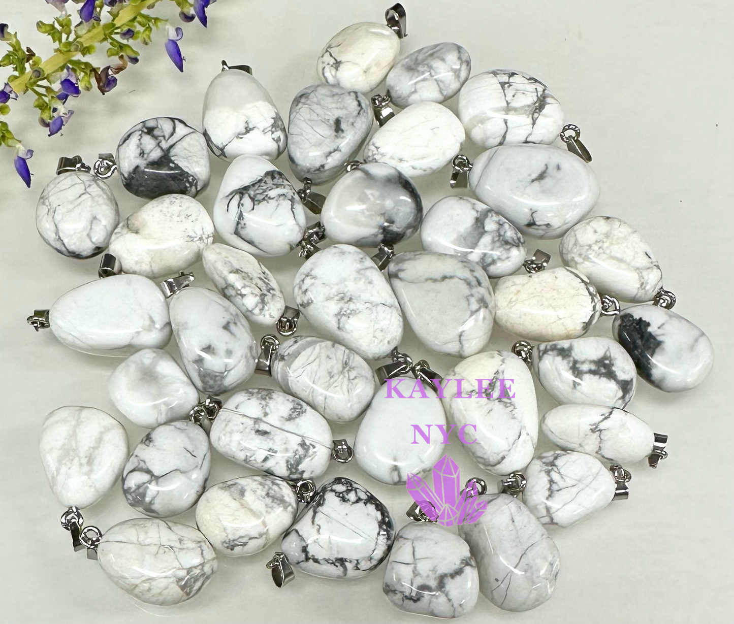 36 PCs Natural Howlite Crystal Pendant