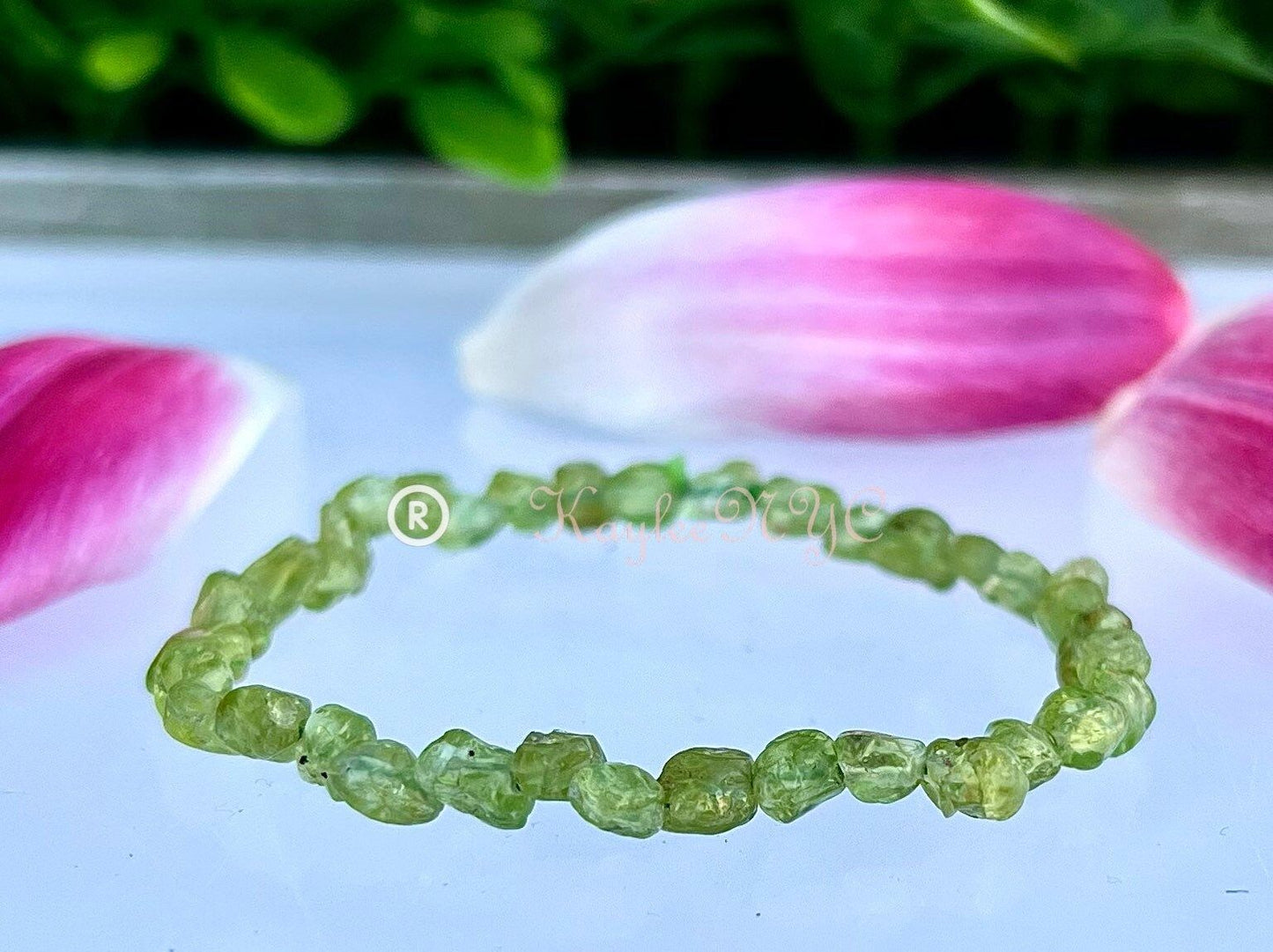 Wholesale 6 Pcs Natural Peridot 7” Crystal Healing Stretch Bracelet