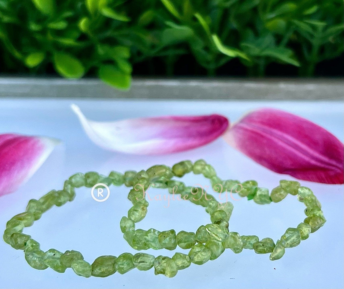 Wholesale 6 Pcs Natural Peridot 7” Crystal Healing Stretch Bracelet