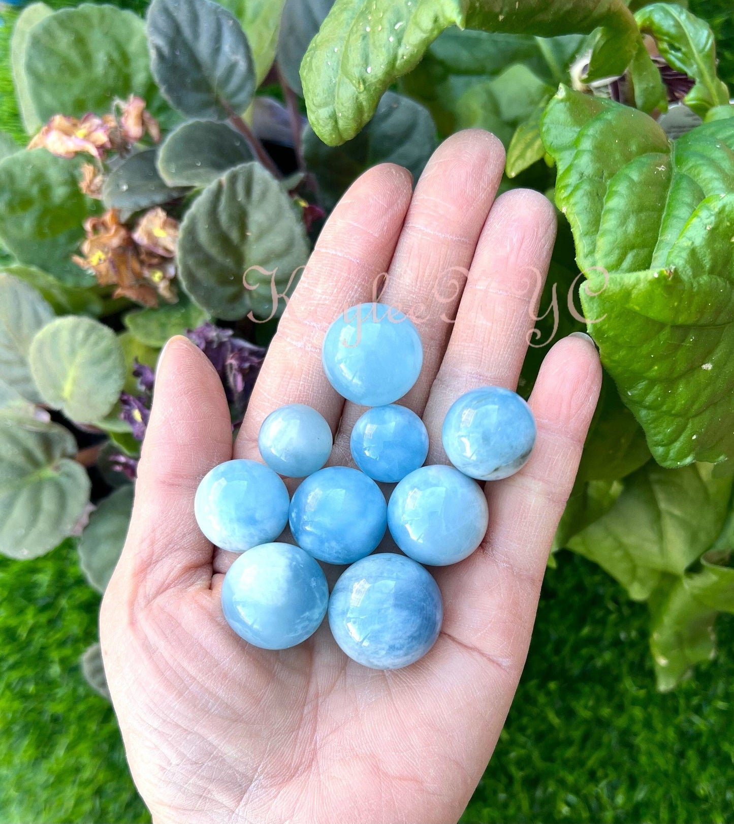 Wholesale Lot 0.5 lb Natural Aquamarine Spheres Crystal Ball Energy Healing